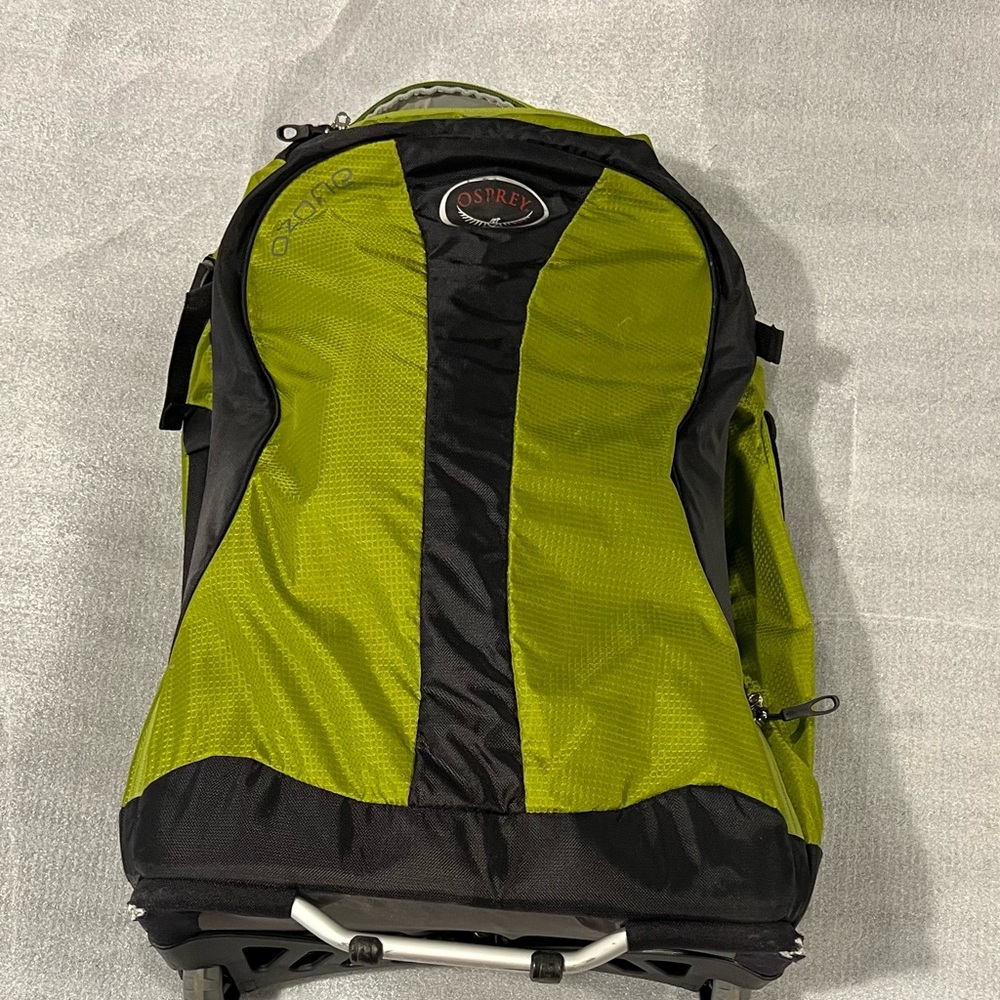 USED Osprey Ozone High Road LT 22" Green Roller Travel Carry On